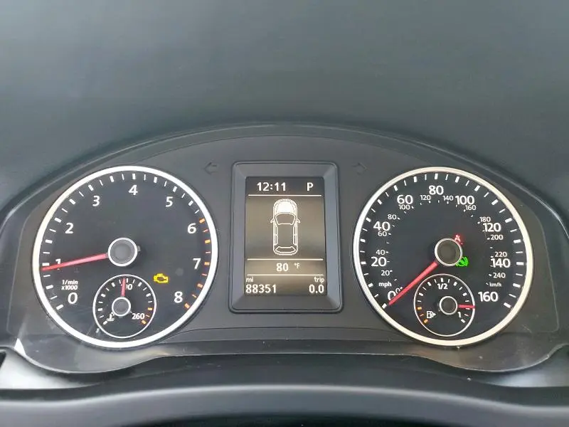 2017 VOLKSWAGEN TIGUAN SPORT  