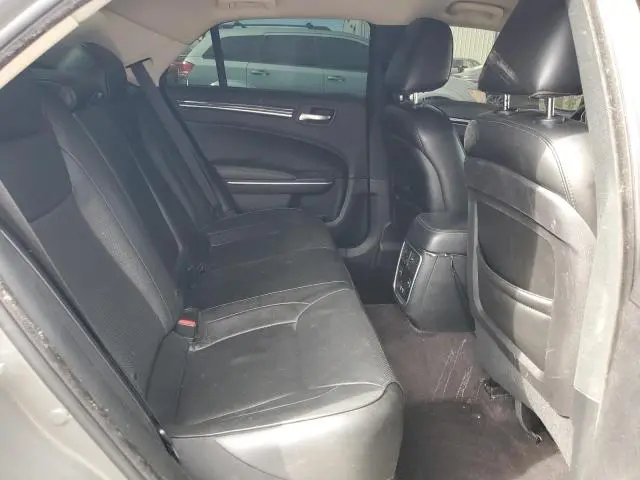 2019 CHRYSLER 300 LIMITED  