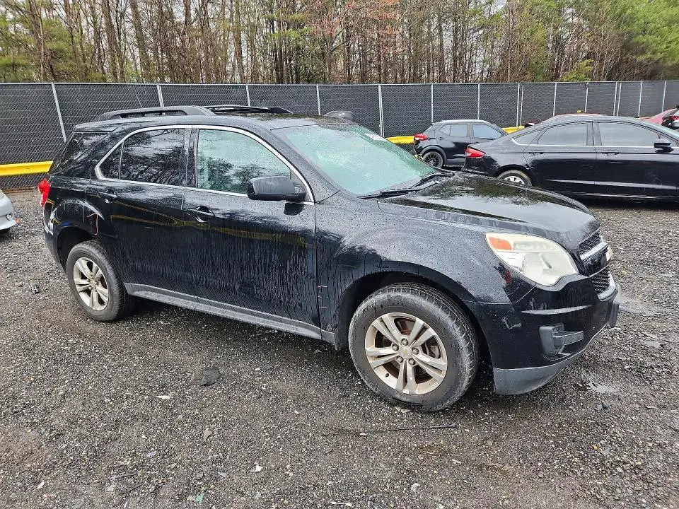 2015 CHEVROLET EQUINOX LT  