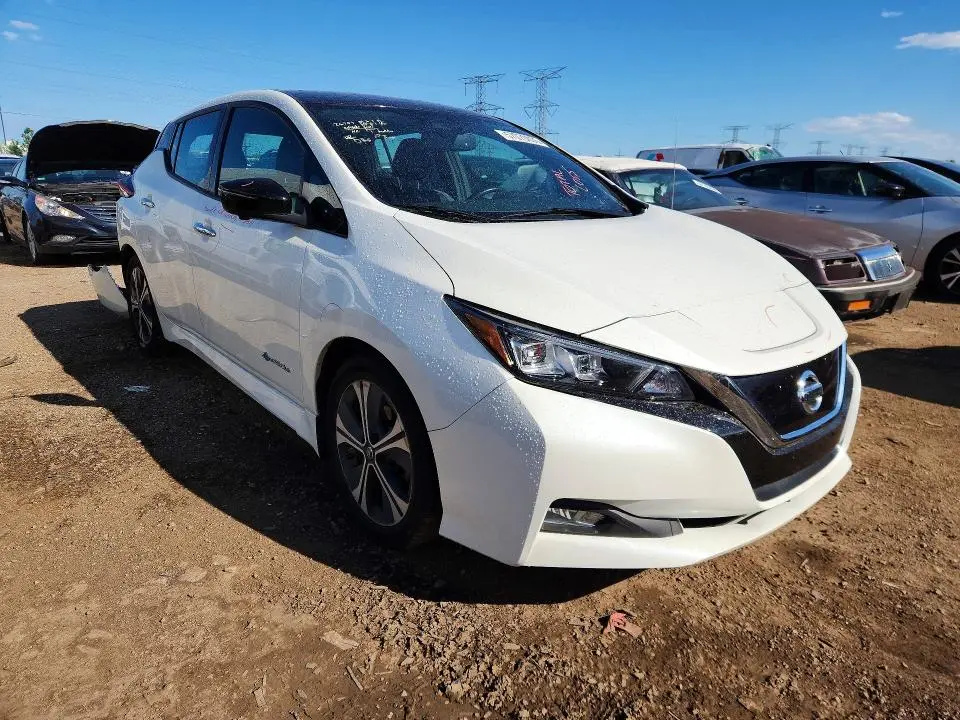 2018 NISSAN LEAF SL  