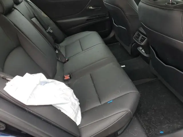 2024 LEXUS ES 300H BASE  