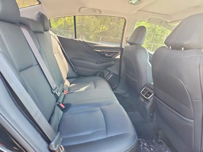 2022 SUBARU LEGACY LIMITED  
