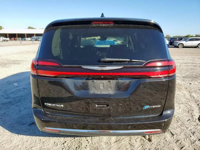 2022 CHRYSLER PACIFICA HYBRID TOURING L  
