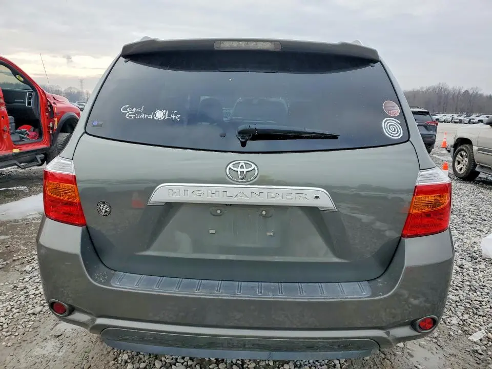2010 TOYOTA HIGHLANDER LIMITED  