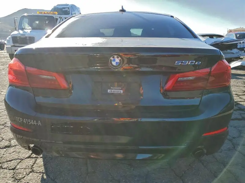 2019 BMW 530E   