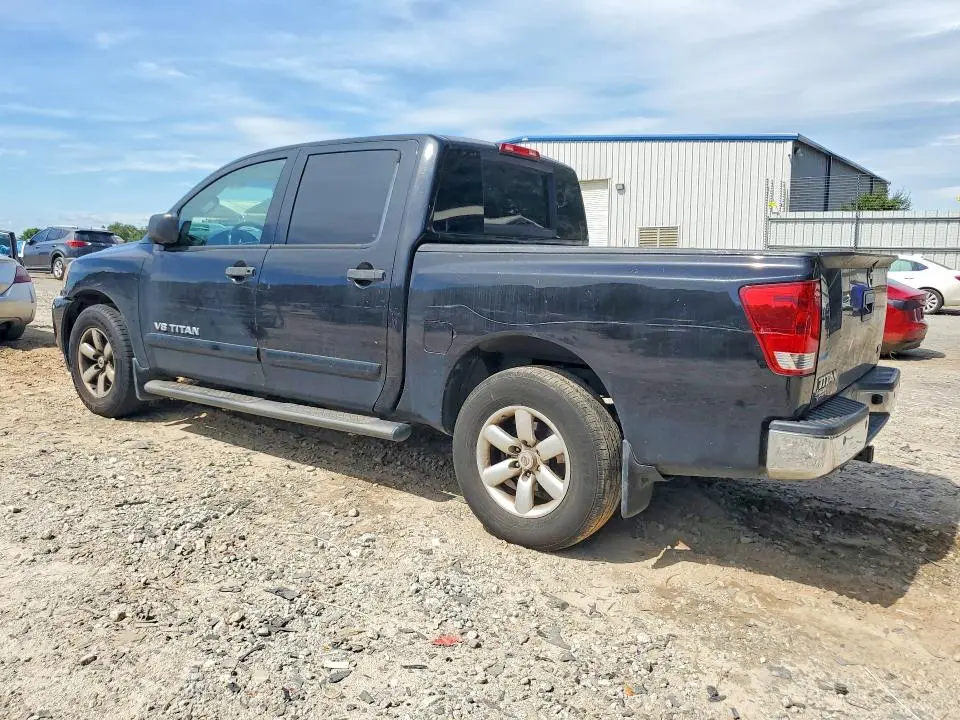 2014 NISSAN TITAN SV  