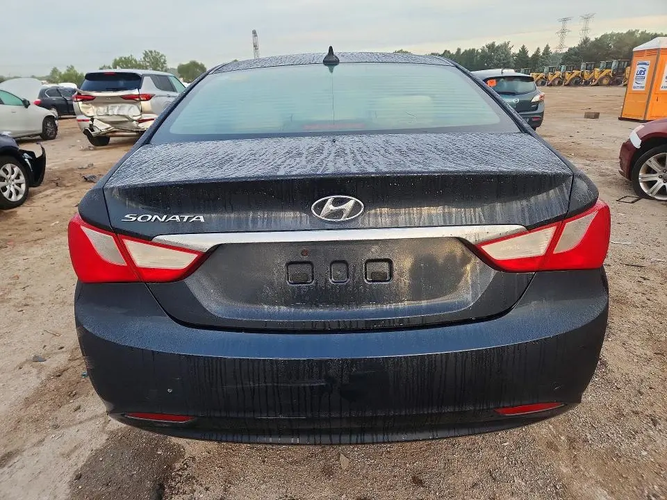 2012 HYUNDAI SONATA GLS  