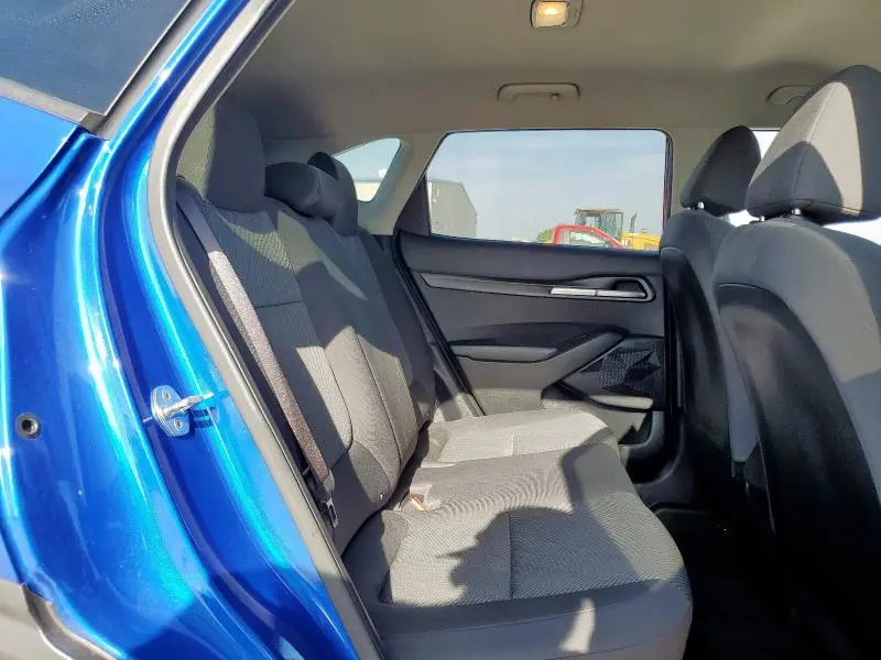 2023 KIA SELTOS LX  