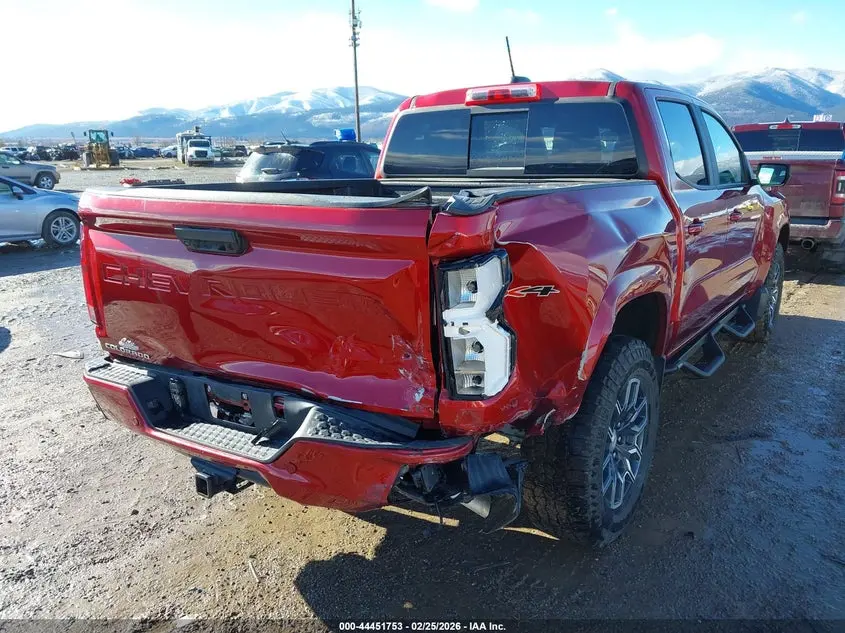 2024 CHEVROLET COLORADO 4WD LT