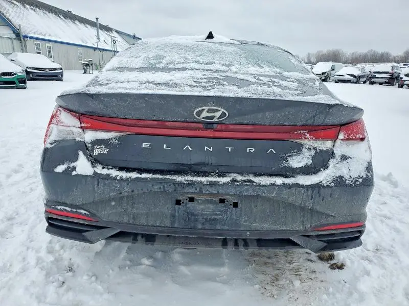 2022 HYUNDAI ELANTRA SEL  