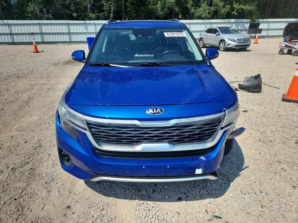 2021 KIA SELTOS S  