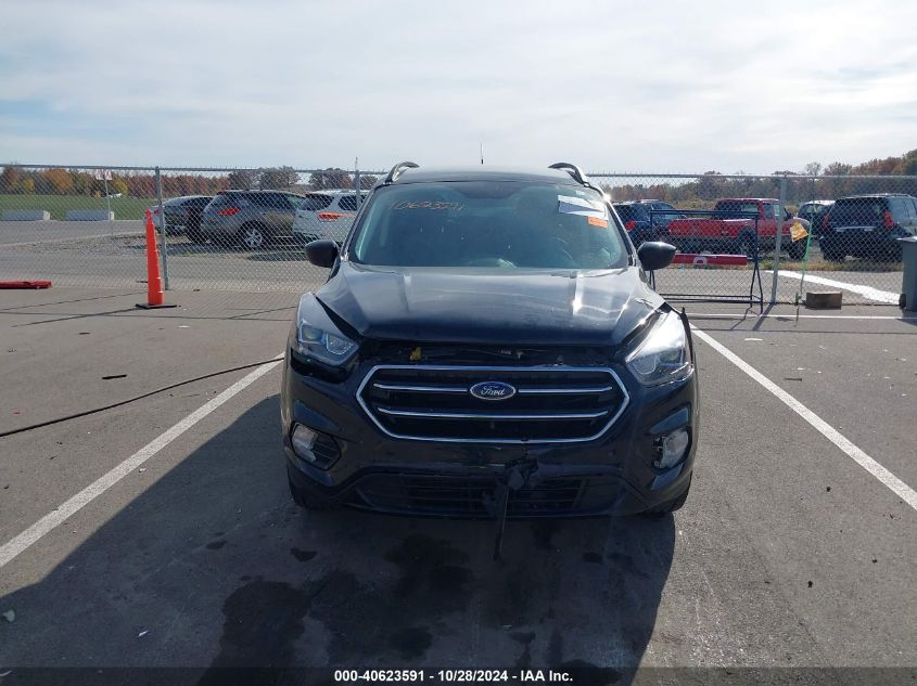 2019 FORD ESCAPE SE