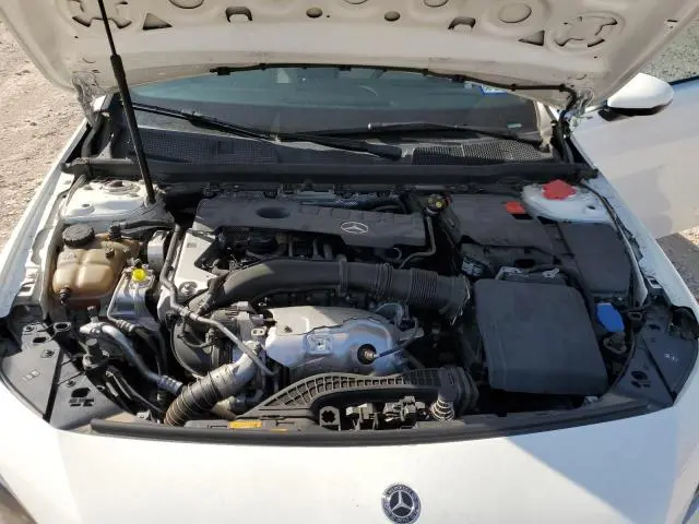 2019 MERCEDES-BENZ A 220  