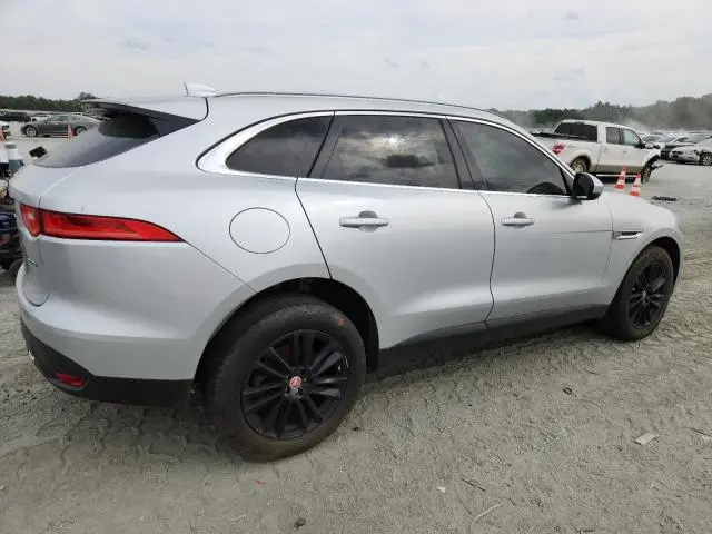 2018 JAGUAR F-PACE PRESTIGE  