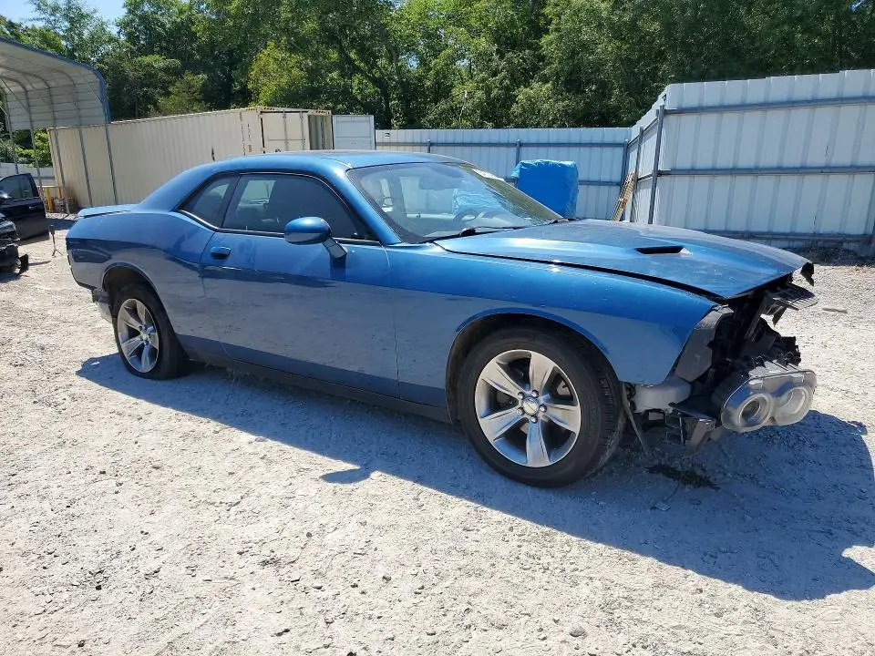 2020 DODGE CHALLENGER SXT  