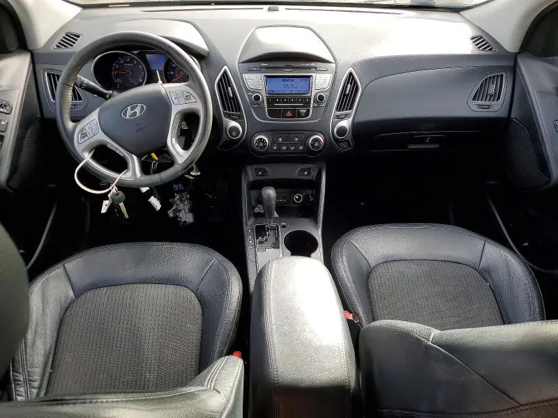 2011 HYUNDAI TUCSON GLS  