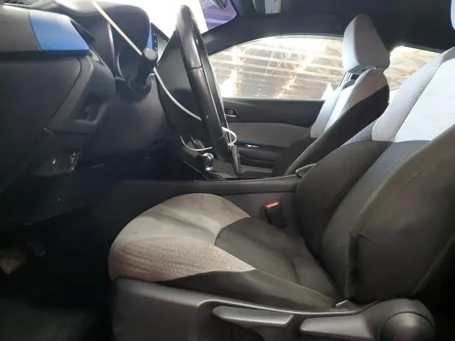 2019 TOYOTA C-HR XLE  