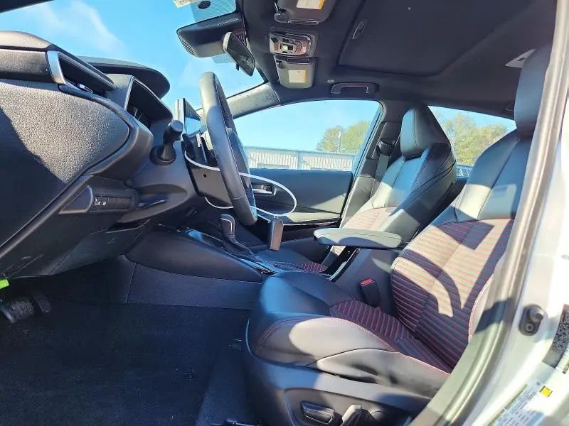 2024 TOYOTA COROLLA XSE  