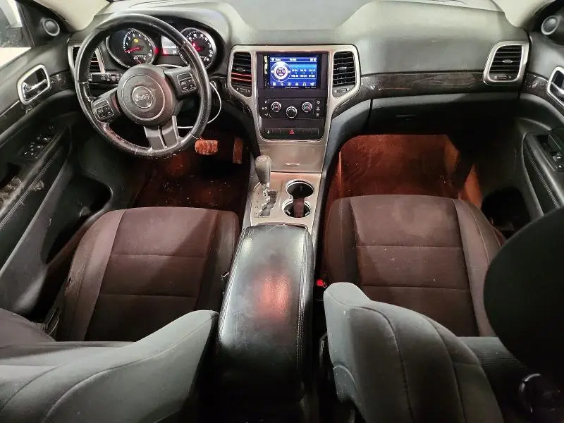 2011 JEEP GRAND CHEROKEE LAREDO  