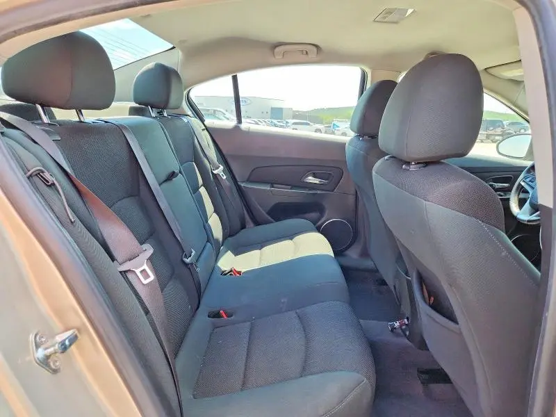 2012 CHEVROLET CRUZE LT  