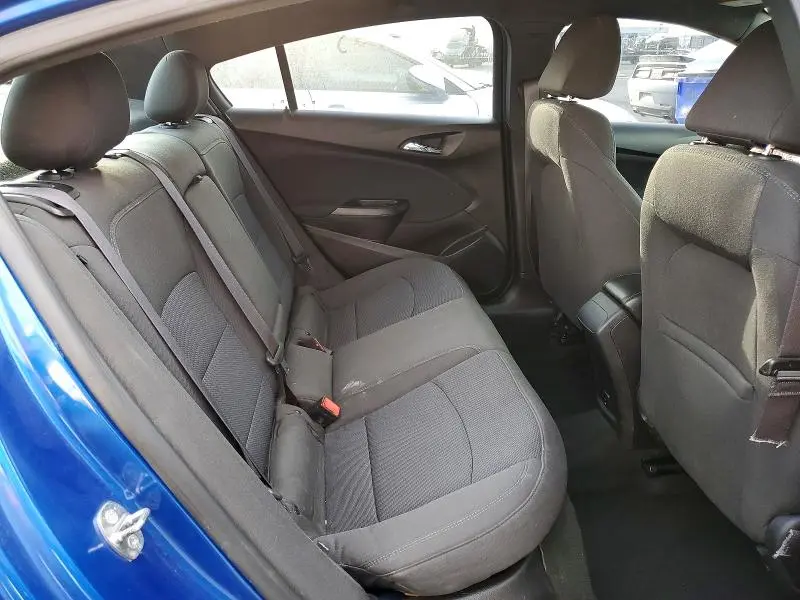 2017 CHEVROLET CRUZE LT  