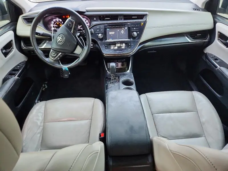 2017 TOYOTA AVALON XLE  