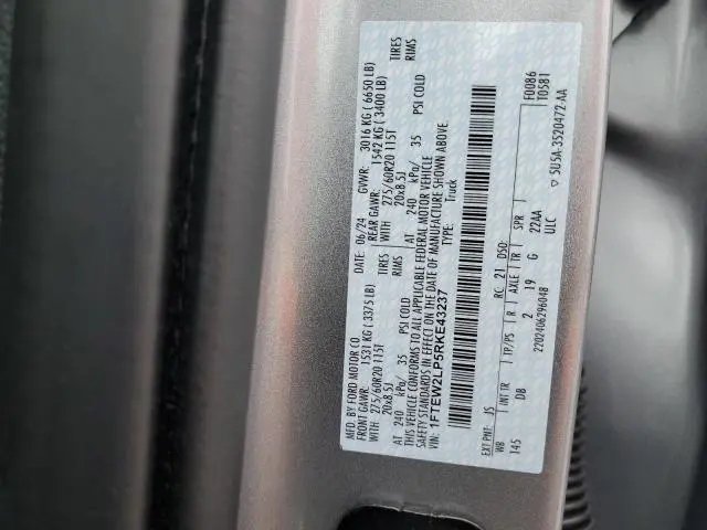 2024 FORD F150 STX  