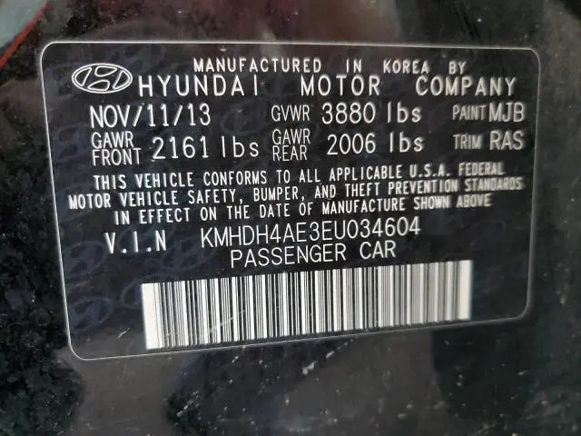 2014 HYUNDAI ELANTRA SE  