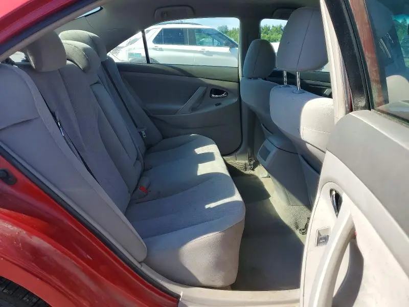 2011 TOYOTA CAMRY LE  
