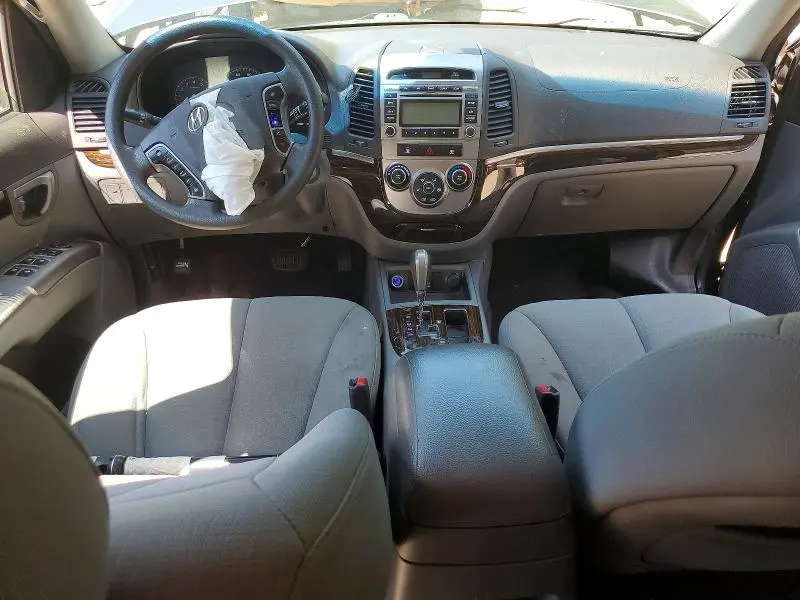 2012 HYUNDAI SANTA FE GLS  
