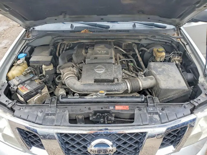 2015 NISSAN FRONTIER SV  