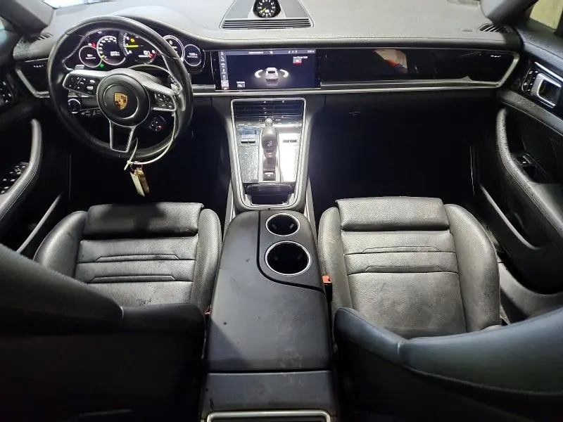 2020 PORSCHE PANAMERA 4 E-HYBRID  