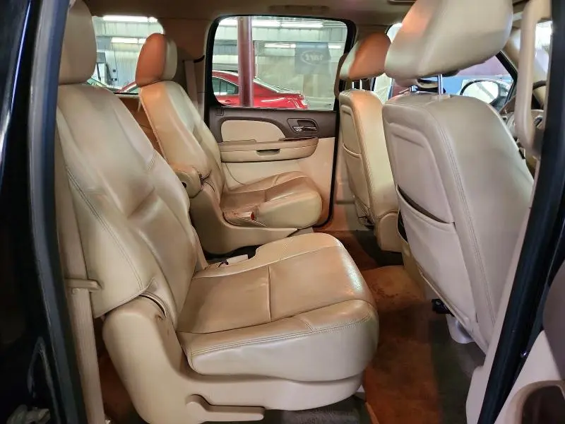 2012 CHEVROLET SUBURBAN K1500 LTZ  