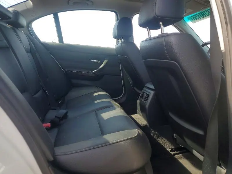 2011 BMW 328 XI SULEV  