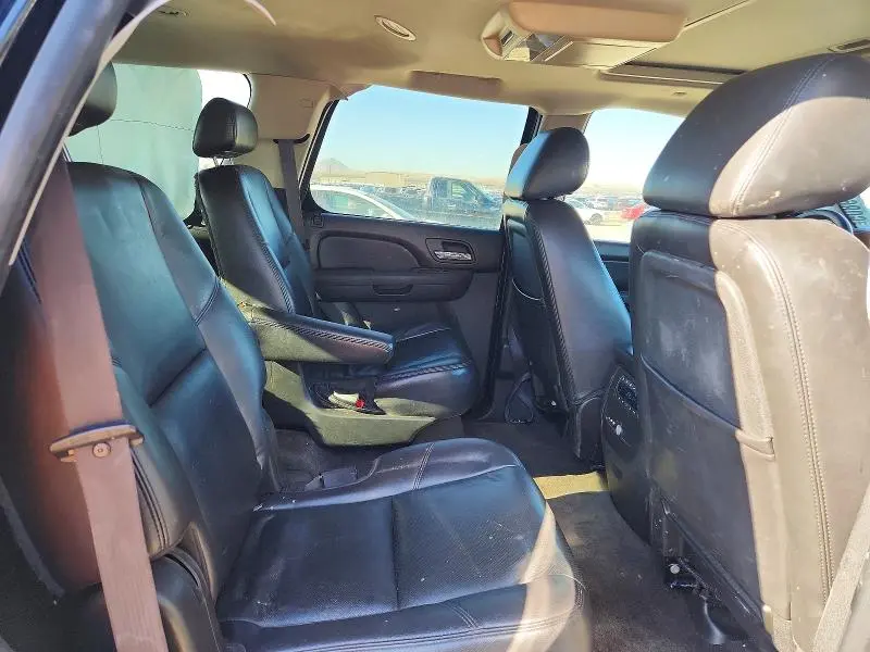 2010 CHEVROLET TAHOE K1500 LTZ  