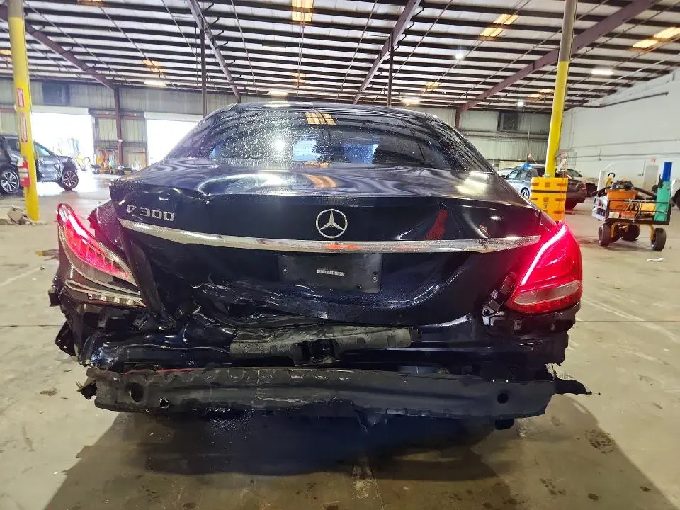2016 MERCEDES-BENZ C 300  