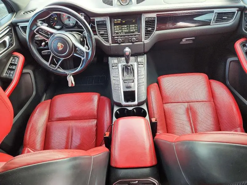 2015 PORSCHE MACAN S  