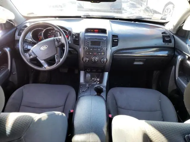 2013 KIA SORENTO LX  