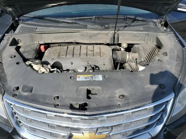 2017 CHEVROLET TRAVERSE LT  