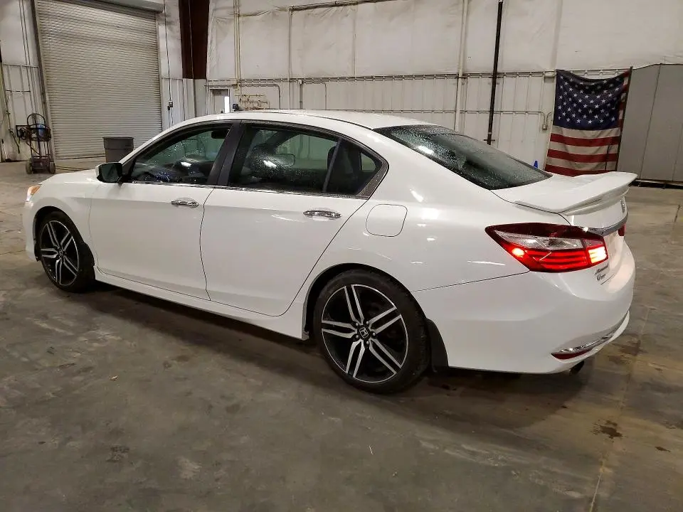 2017 HONDA ACCORD SPORT  