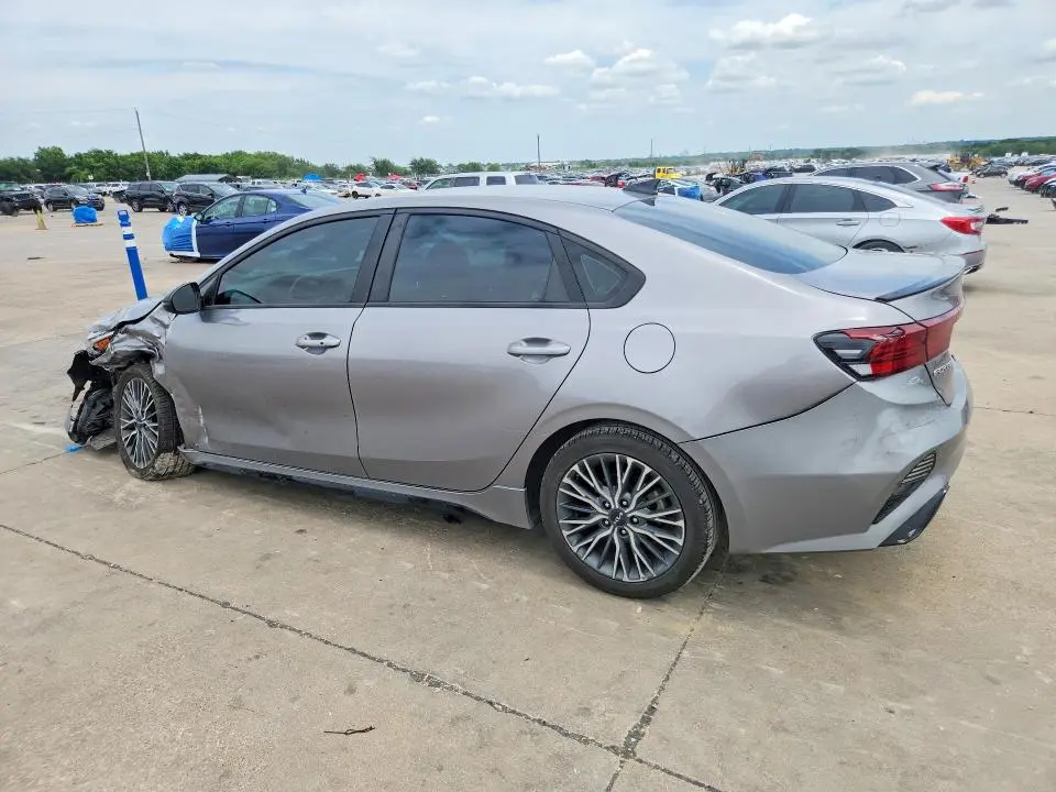 2023 KIA FORTE GT LINE  