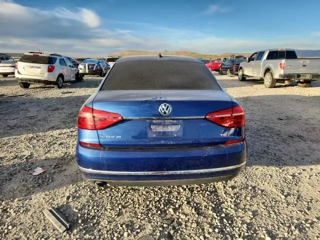 2016 VOLKSWAGEN PASSAT SE  