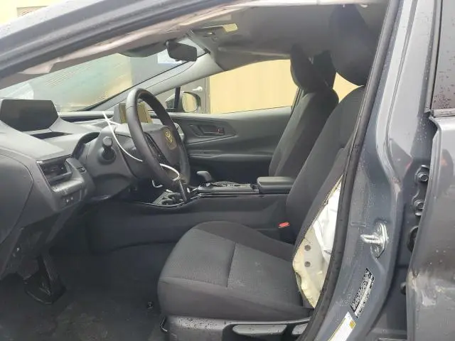 2024 TOYOTA PRIUS LE  