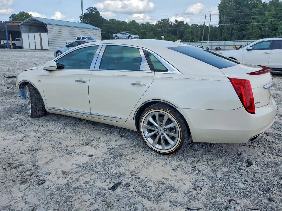 2013 CADILLAC XTS LUXURY COLLECTION  