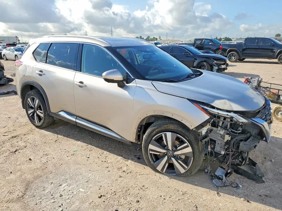 2021 NISSAN ROGUE   
