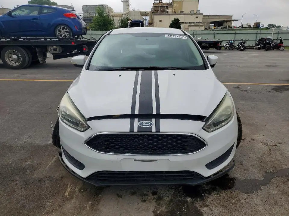 2015 FORD FOCUS SE  
