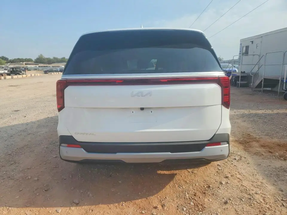 2026 KIA CARNIVAL LXS  