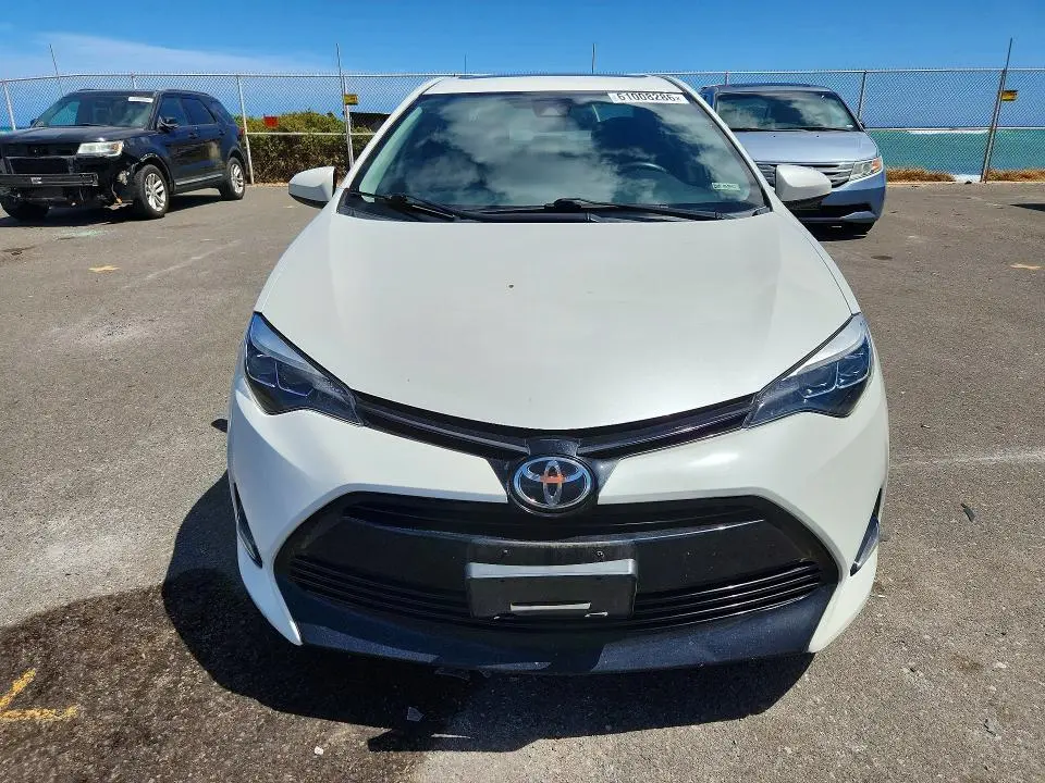 2018 TOYOTA COROLLA   
