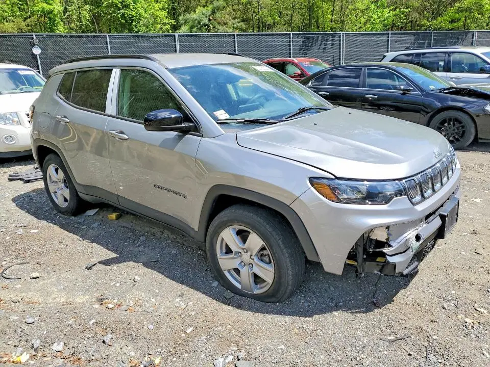 2022 JEEP COMPASS LATITUDE  