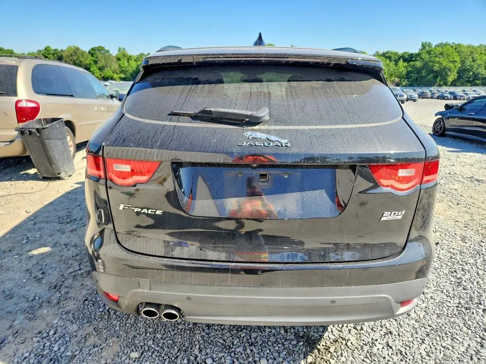 2017 JAGUAR F-PACE PRESTIGE  